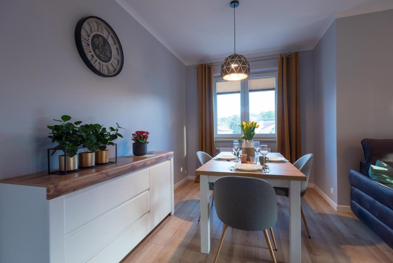 Apart Wolnosci Jelenia Gora Exterior photo